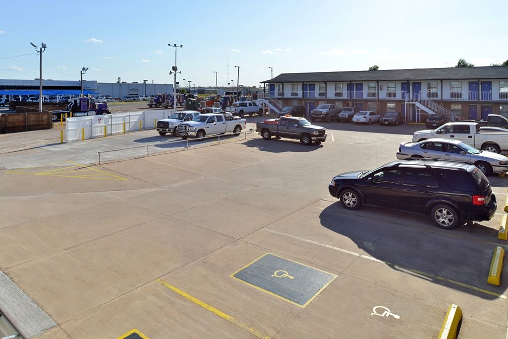 Americas Best Value Inn El Reno Instalações foto